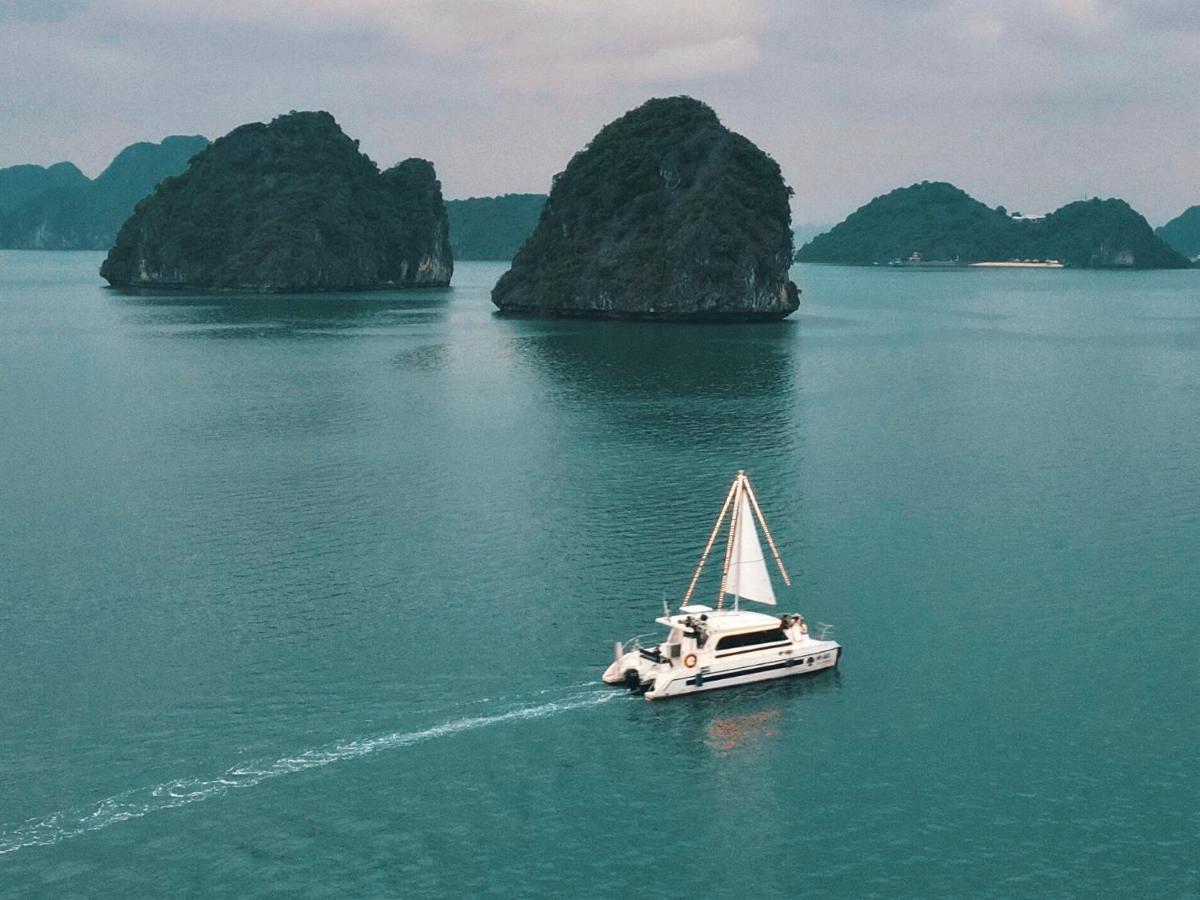 Scarlet Pearl Cruises - Wonder On Lan Ha Bay Hotel Ha Long Bagian luar foto