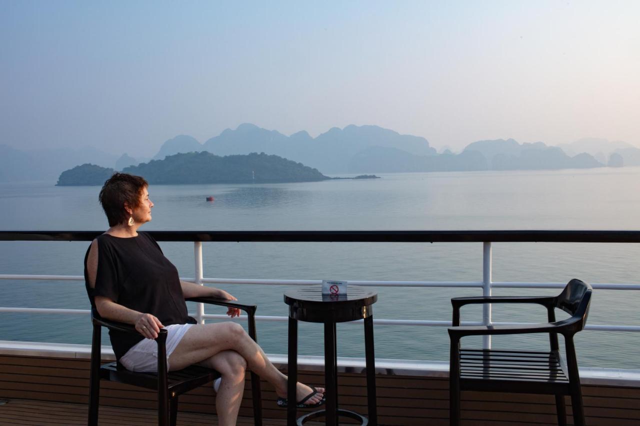 Scarlet Pearl Cruises - Wonder On Lan Ha Bay Hotel Ha Long Bagian luar foto