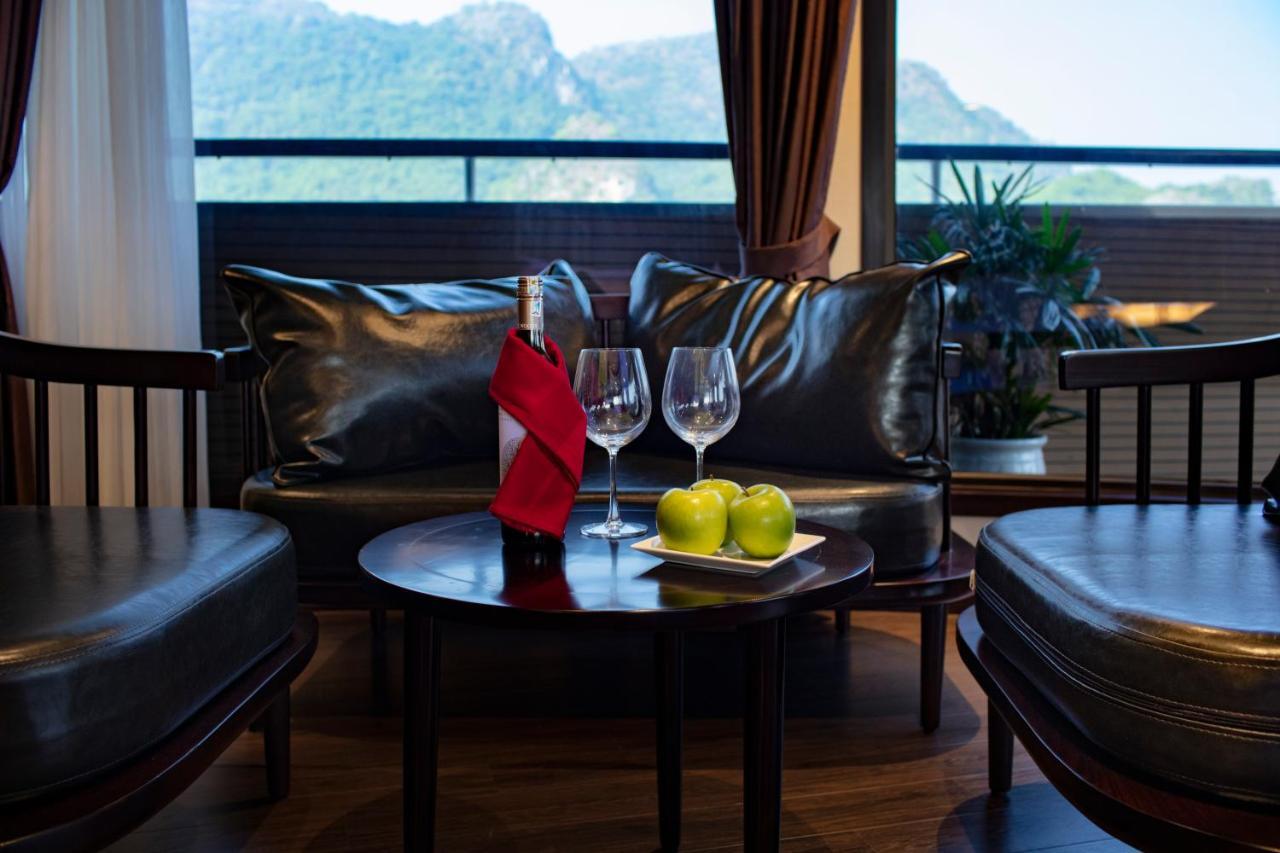 Scarlet Pearl Cruises - Wonder On Lan Ha Bay Hotel Ha Long Bagian luar foto